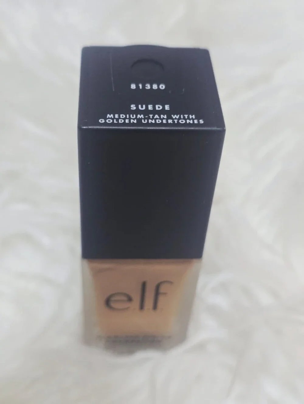 e.l.f. Flawless Finish Foundation Bottle Medium-tan with Golden Undertones